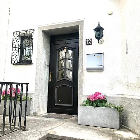 Forum-12 Holiday home